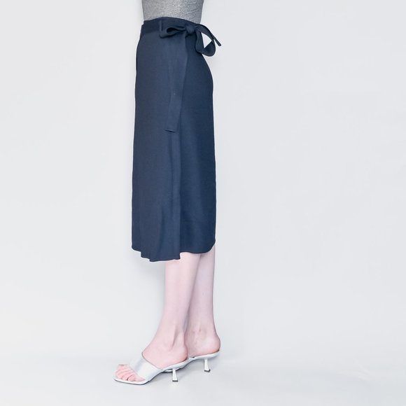 HELMUT LANG Navy Blue Wrap Midi Skirt Sz 2 - Picture 5 of 6